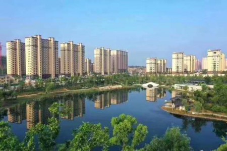 御湖城 3室2厅2卫 123㎡ 92.8万 毛坯 首付52.8万可按揭