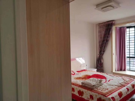天泰花园 3室2厅2卫 124㎡ 92.8万 精装修