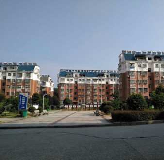 天龙景园 3室 120㎡ 86.8万 精装修