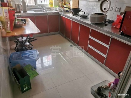 振龙山庄中层 3室 140㎡ 115万 精装修带车库