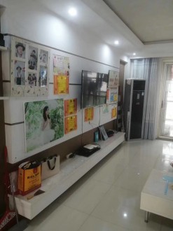 晋湖家园 3室 125㎡＋车位＋杂物间 126万 精装修