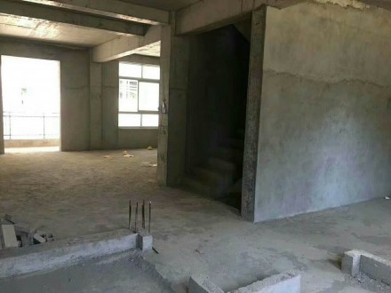老城菜市场 3室 128㎡ 50万 毛坯