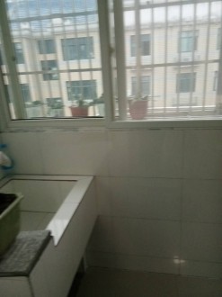 晋湖家园  126㎡ 850元/月 简装