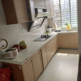 振龙山庄5楼带复式 3室 128㎡ 105万 精装修带杂物间