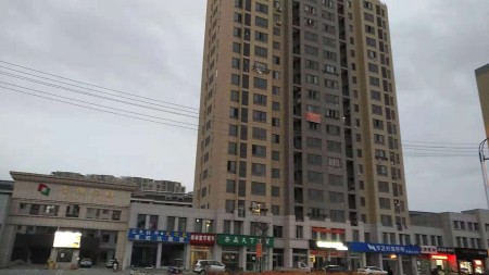 晋湖家园 3室 118㎡ 98万 毛坯带车位