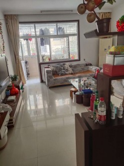 翰林苑 3室 108㎡ 82.8万 精装修+杂物间