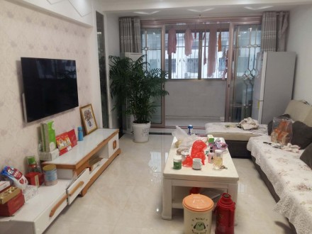 玉龙华府 3室两厅 128㎡ 118万