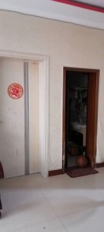 天龙新村5楼带复式 3室 105㎡ 85万