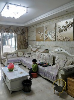 汇通大厦三室两厅两卫 134㎡ 118万车位另算