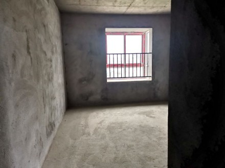 晋湖家园 3室 146㎡ 143万 毛坯带车位123万证满俩年