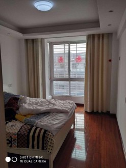 振龙山庄 2室 95㎡ 76.8万 精装修