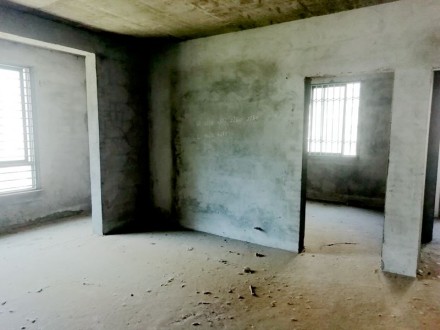 晋湖家园 3室 140㎡ 0万 毛坯带车位杂物间