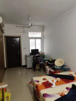 振龙山庄 2室 95㎡ 76.8万 精装修