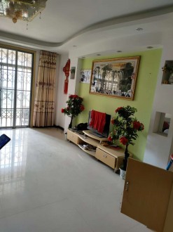 晋湖家园 3室 126㎡ 116万 精装修带车位、杂物间