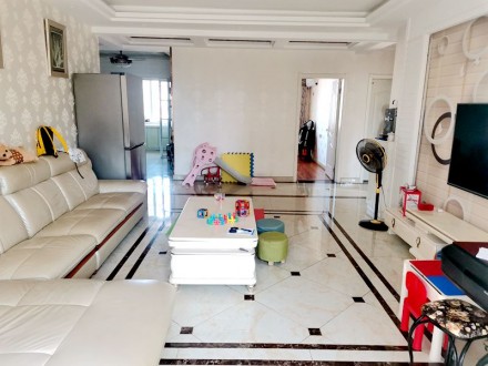 玉龙华府 3室 128.5㎡  精装修带大杂物间