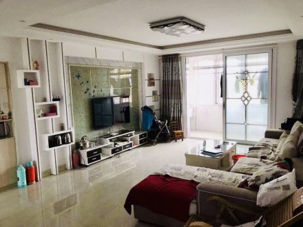 精装好房 中间楼层楼层 急售  价格可议  有意向直接电话微信