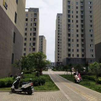 晋湖家园中高层 3室 147㎡ 123万 毛坯带车位