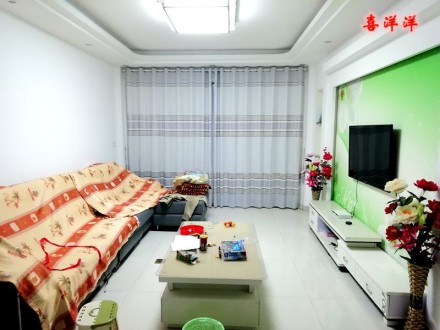 菜市场附近 3室 122㎡ 105万 精装修带杂物间