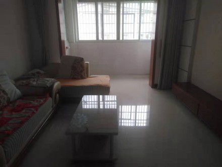 振龙山庄 107平精装带大杂物间（独立水电）83.8万