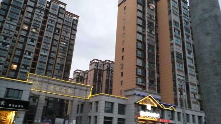学仕府邸 3室 130㎡ 106.8万 毛坯带车位杂物间