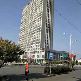 财富大厦 3室 139.6㎡ 95.8万 毛坯