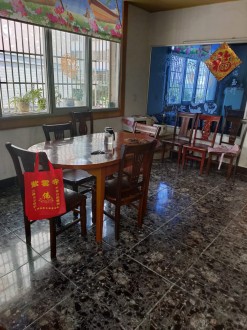 毛家饭店附近 3室 122.5㎡ 98万 普通装修+院子