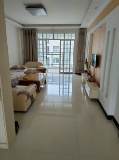 晋湖家园 3室 126㎡ 104.8万 精装修+杂物间30平方