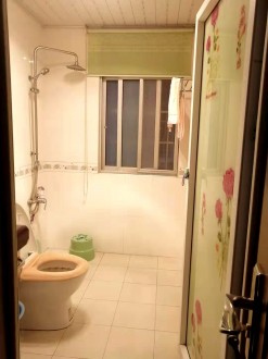 天龙景园 3室 136㎡ 102万 精装修带复式楼和杂物间一起