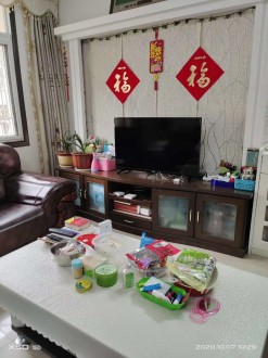凤仪山庄 3室 120㎡ 96.8万 精装修+车库