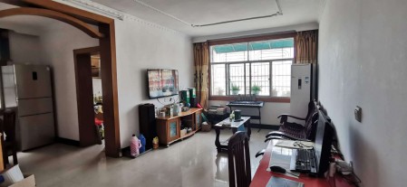 工会小区左右5楼 3室 103㎡ 79.8万 精装修带杂物间