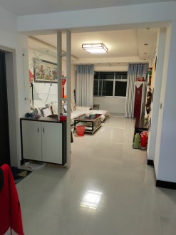 天龙景园4楼 3室 120㎡ 98万 精装修带车库