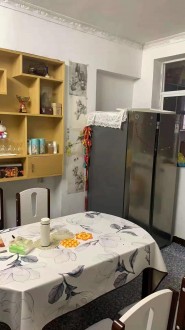 汪洋路 4室 83.93㎡ 98万 普通装修