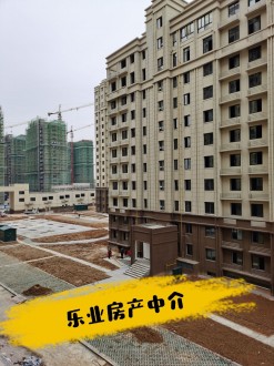 顺理嘉苑 3室 110.7㎡ 87.7万 +杂物间毛坯