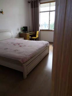 龙城庄园 3室 109㎡ 95.8万