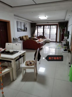 天龙景园 3室 133㎡ 94.8万 精装修带杂物间