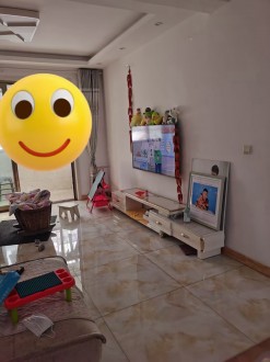 振龙山庄 3室 91㎡ ＋复式＋杂物间86.6万 精装修