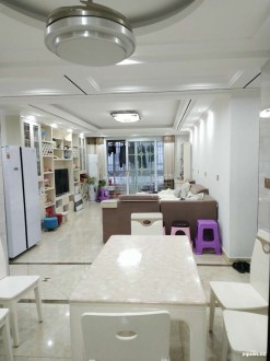 晋湖家园 3室 146㎡ 128万 精装修