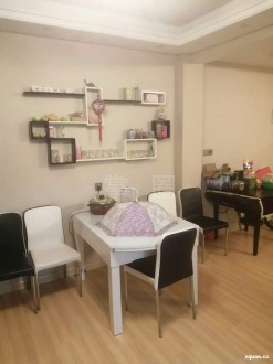 汇通大厦 3室 135㎡ 豪华装修带车位 132万
