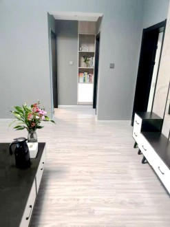天华路附近 3室  85.8万 豪华装修带杂物间