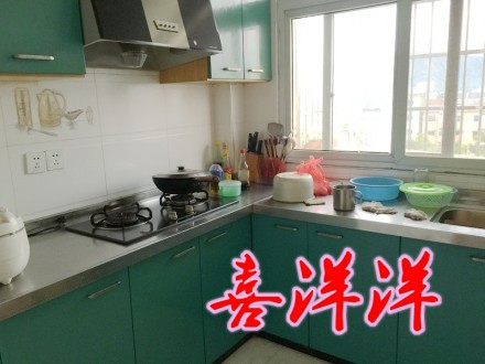 华鑫小区 3室 99㎡ 70万 精装修带杂物间