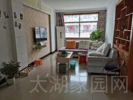 福星花园， 3室， 2厅，1卫，102㎡ ，79,8万， 精装修含杂物间