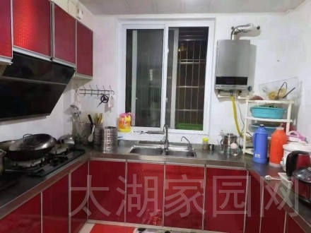 玉龙华府 3室 126㎡ 103.8万 精装修