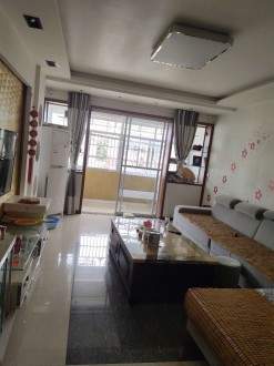 天龙新村 3室 118㎡ 94.8万 精装修带车库