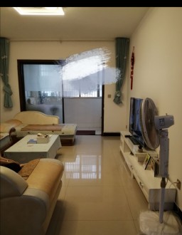 振龙山庄精装修＋杂物间 3室 107㎡ 89.8万