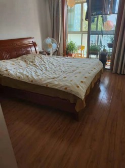 翰林院黄金楼层 3室 96㎡ 78万 精装修爱杂物间