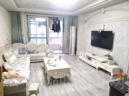 晋湖家园黄金楼层 3室 144㎡  精装修关门卖 142万