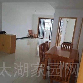 振龙山庄 3室2厅1厨1卫 家电齐全 随时看房 拎包入住 108㎡ 租金1.5万/年