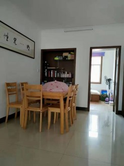 新城汽车站 3室 89㎡ 65.8万 精装修带杂物间