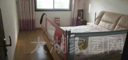 实验中学附近 3室 115㎡ 89万