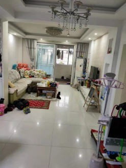 烟雨江南 3室 110㎡ 90万 精装修